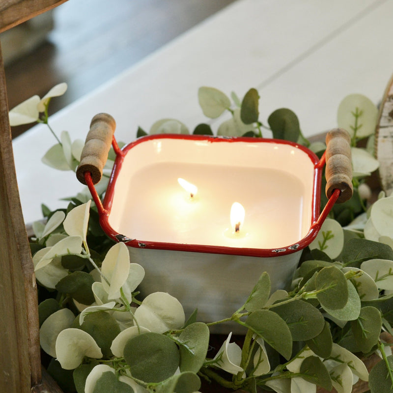 Farmhouse Candle - Red Rimmed
